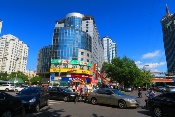商办经纪人必须踩盘，也叫跑盘，先来一星期