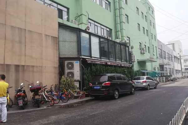 工体北路4号院租赁部电话：客服