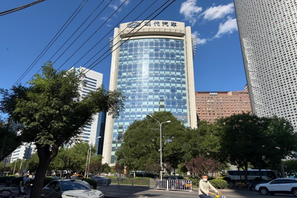 现代汽车大厦，燕莎霄云路